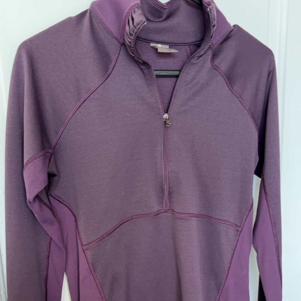 Women's Calia Pull Over Size Medium